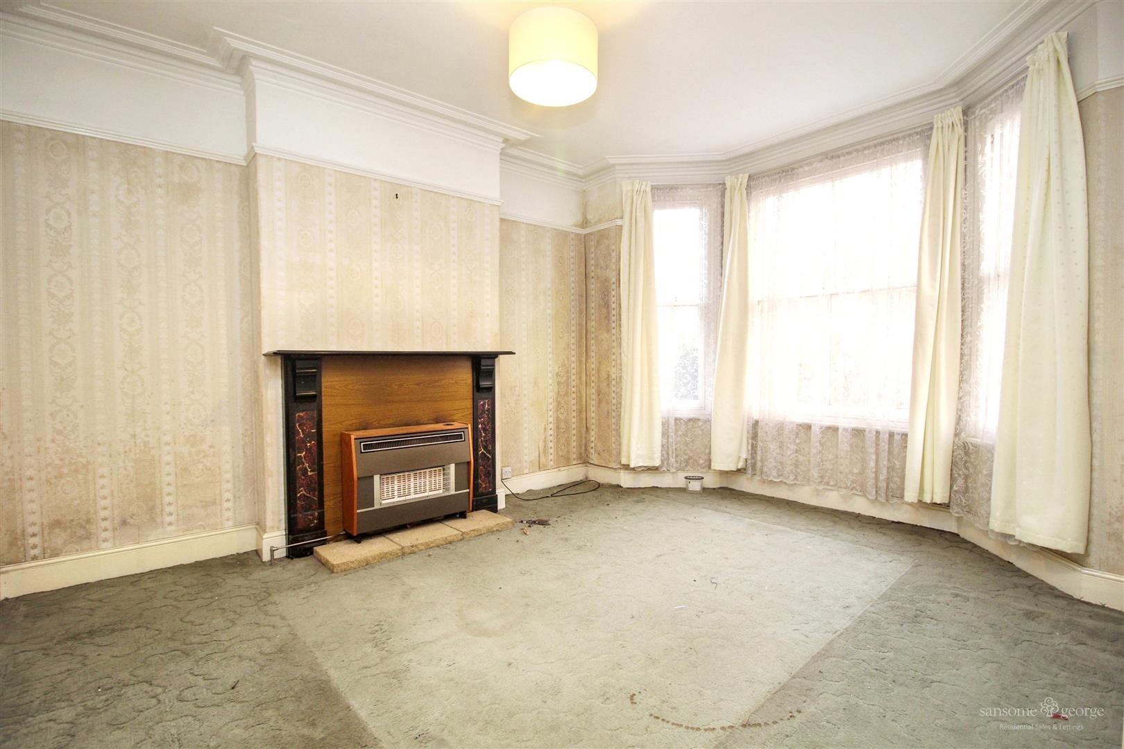 4 bed property in Wantage Road, Reading